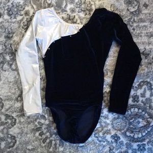 Long sleeve leotard